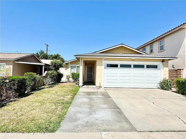 18113 Elaine Ave — Photo 3
