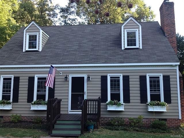 1st image of 8605 Woodlake Dr