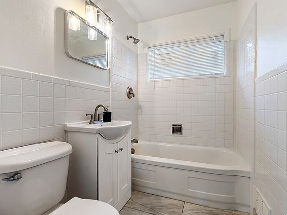 5th image of 291 E Garden Ave #1