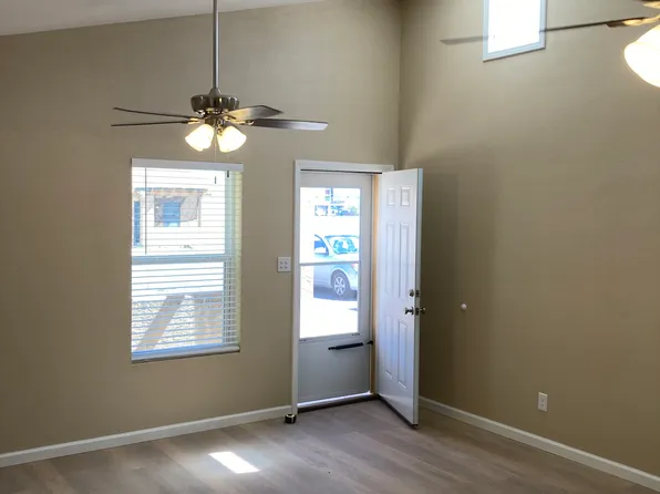 212 Sherrill Ln #A, Roswell, NM 88201