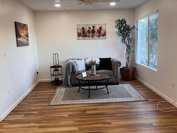 4th image of 3638 Pocahontas Ct APT B