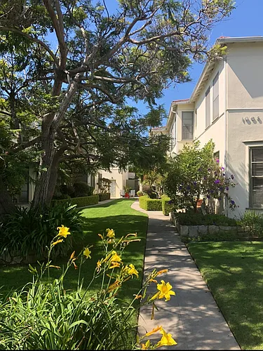1008 6th St Photo 1