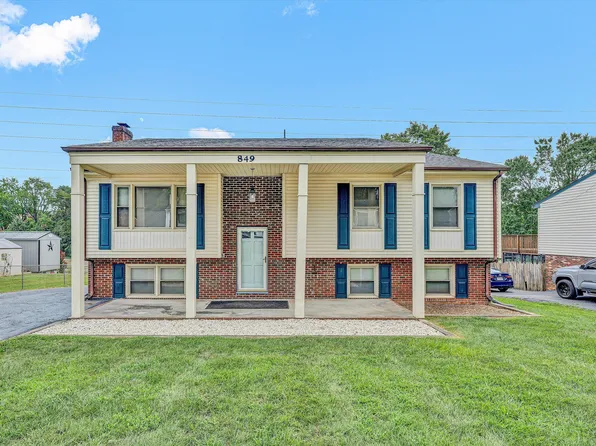 849 Finney Dr, Vinton, VA 24179