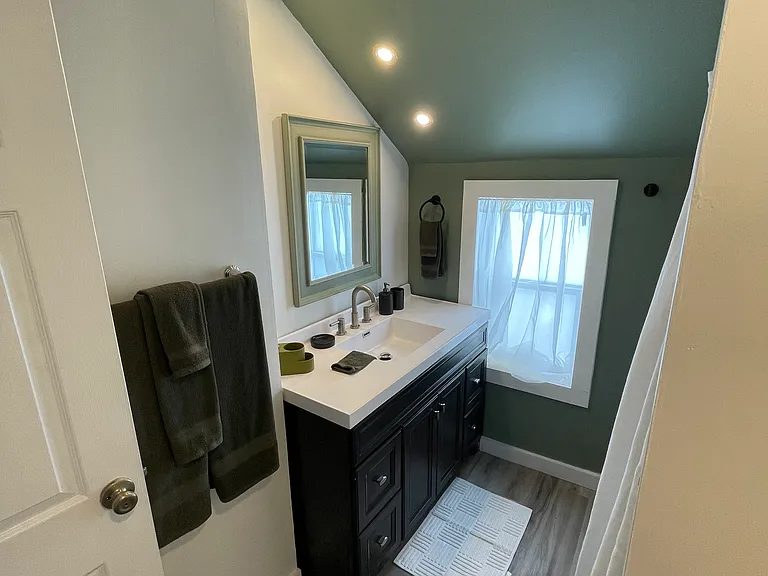 Maple Ct — Photo 2