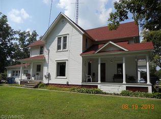 49 W Jefferson St, Quincy, MI 49082