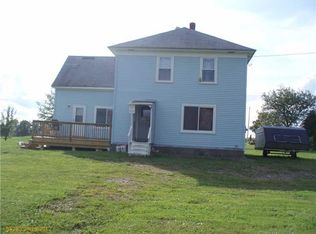 875 Town Line Rd, Dyer Brook, ME 04747