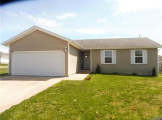 1112 Lacy Dr, Lebanon, MO 65536