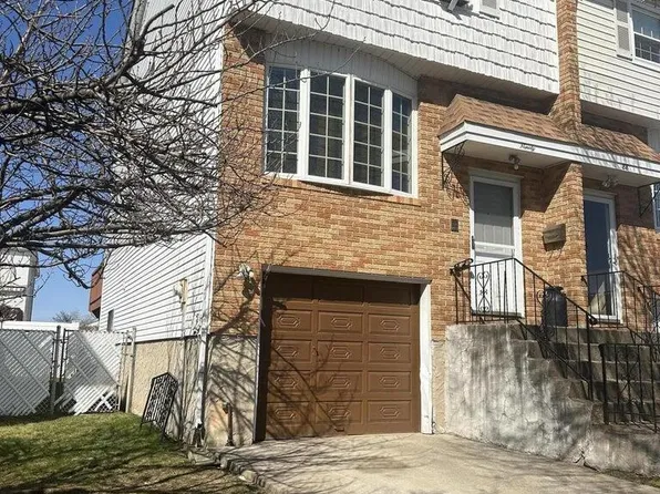 90 Kenmore St, Staten Island, NY 10312