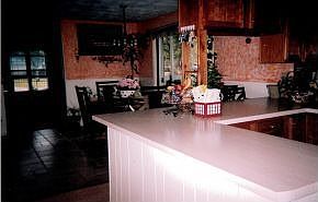 3rd image of 520 Shreve Ln