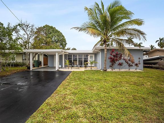 2nd image of 2418 Cat Cay Ln