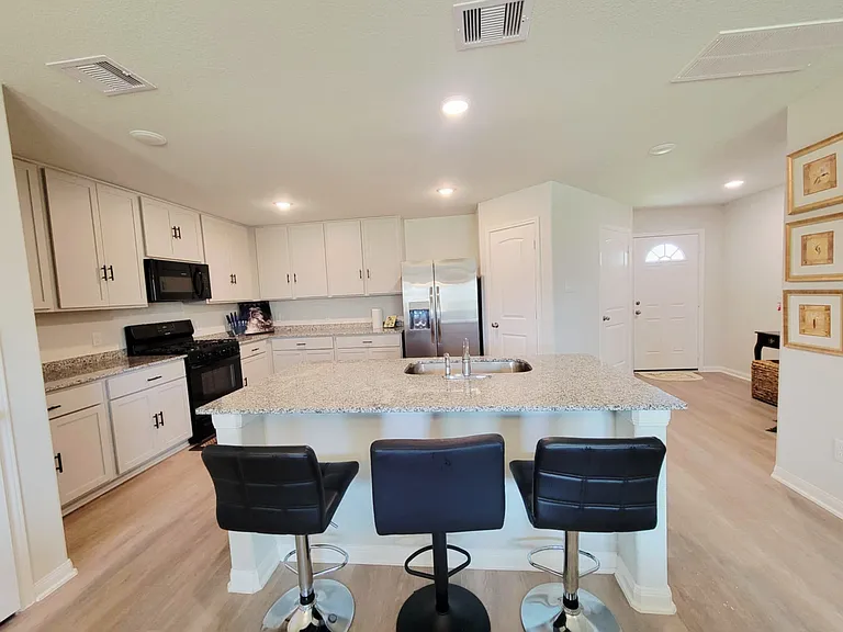 5312 Cj Walker Ln — Photo 9