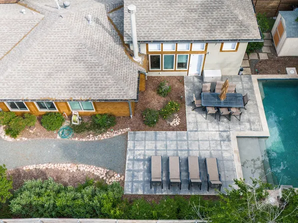 5323 Denton Dr, Dallas, TX 75235