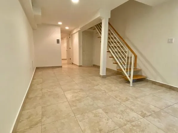 342 Mcguiness Boulevard image 5 of 8