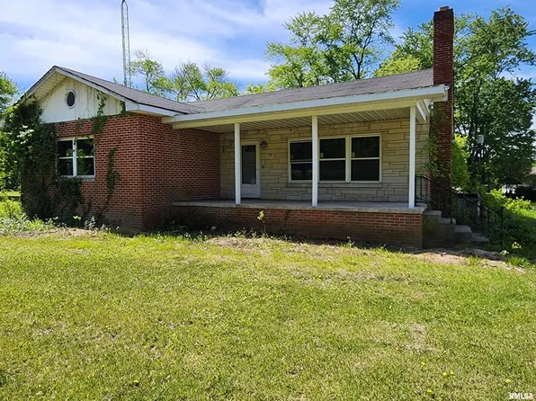 230 Illinois Highway St #142, Eldorado, IL 62930