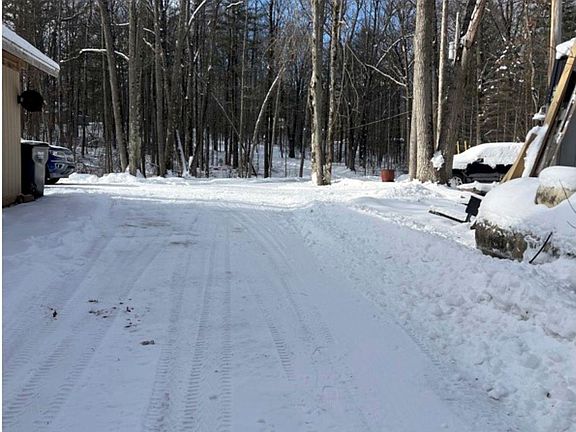 2nd image of 4725 S Healy Rd