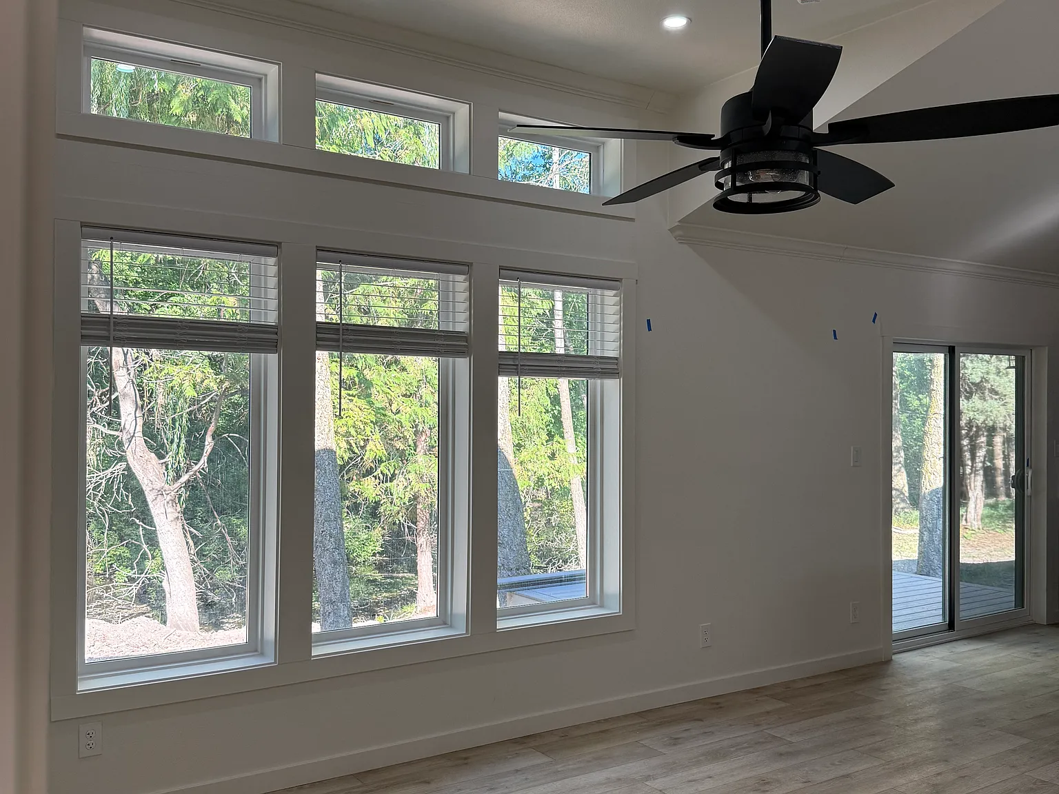 2 bed, 1000 sqft, $2,100 — Photo 2