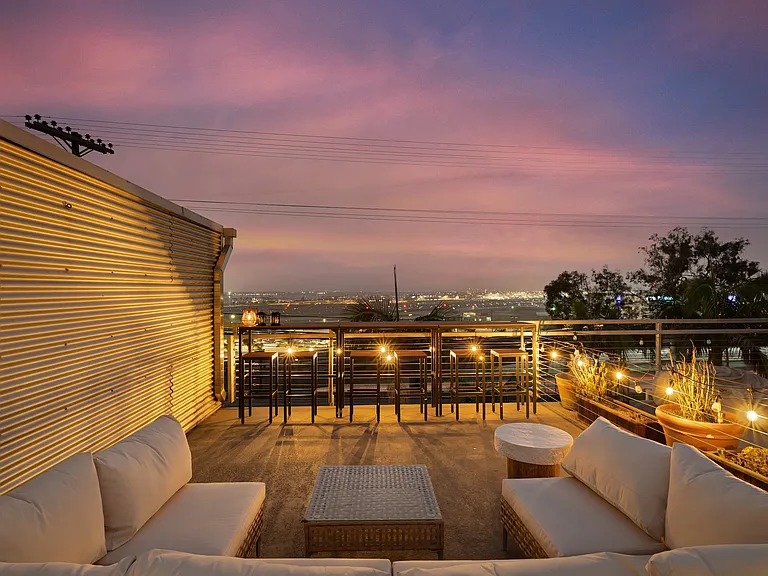 3033 India St #8 — Photo 47