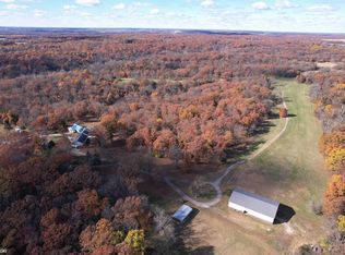 2461 Carbide Ln, Keokuk, IA 52632