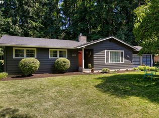 2272 Park Rd, Lake Oswego, OR 97034