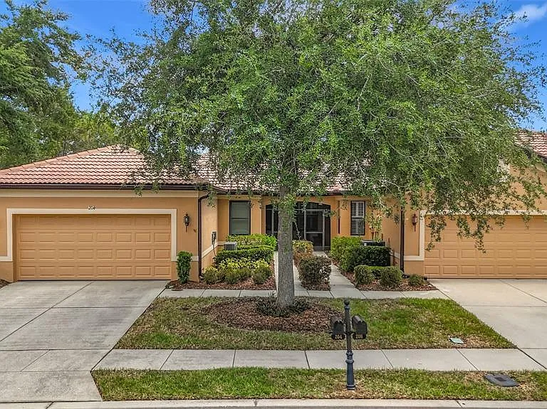 206 Shell Falls Dr — Photo 1