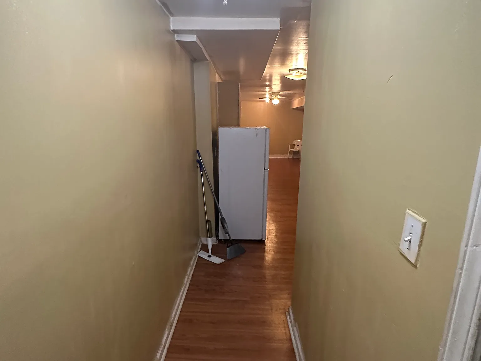 2 bed, 744 sqft, $1,150 — Photo 2