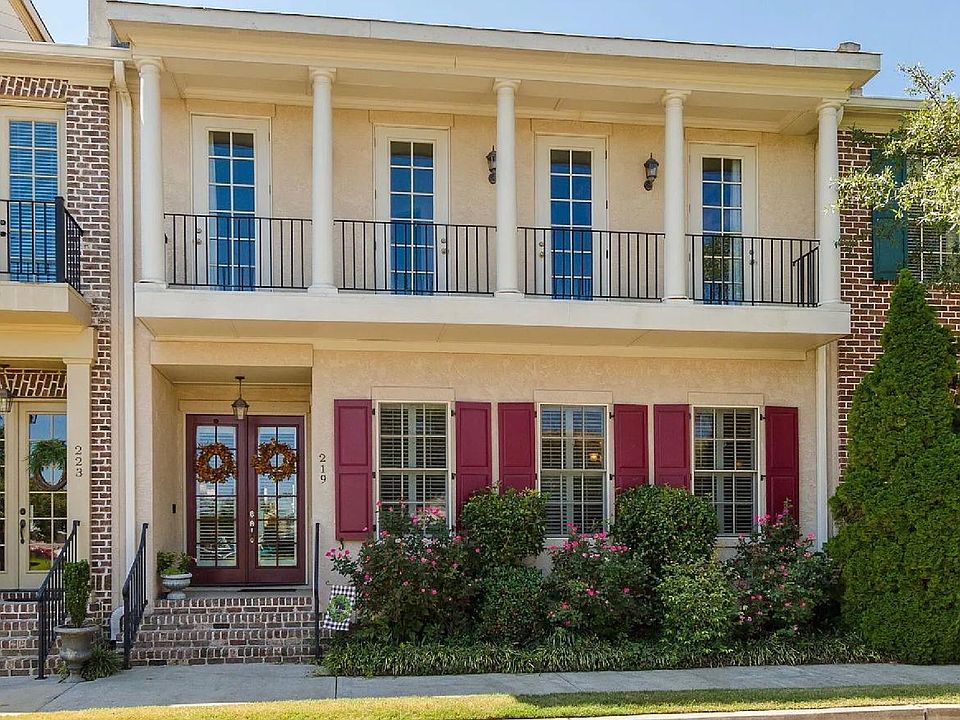 1st image of 219 Society Hill Dr