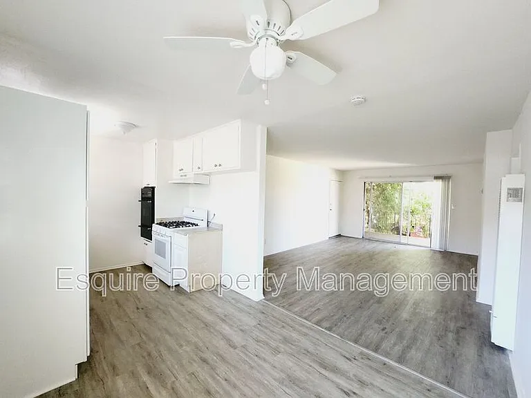 2064 N Ventura Rd #4 — Photo 4