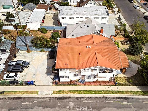 4th image of 1417 3rd Ave