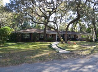 818 Oak Tree Ter, Deland, FL 32724