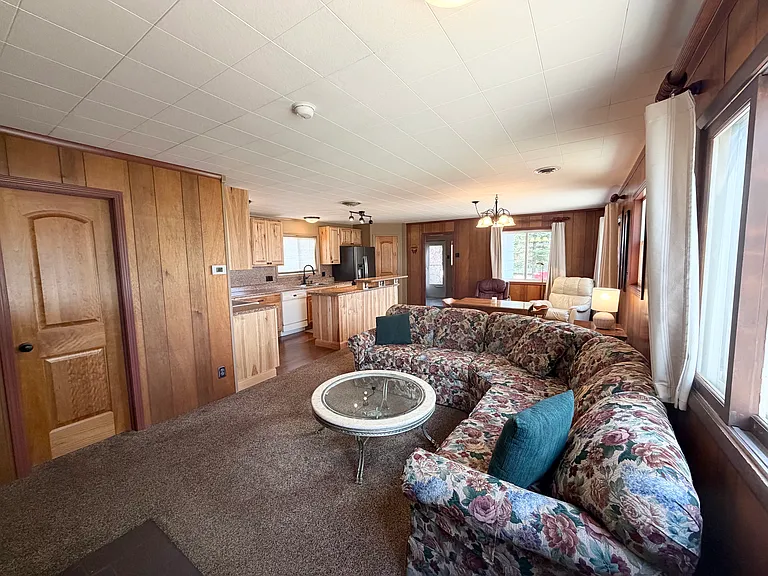 1347 Rainbow Dr — Photo 13