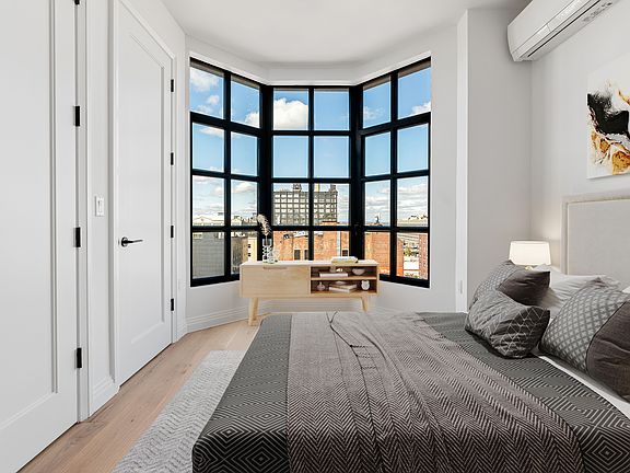 4th image of 875 4th Ave APT 721