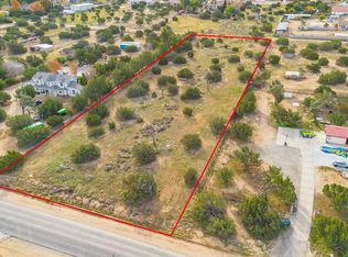 2330 W Avenue O, Palmdale, CA 93551