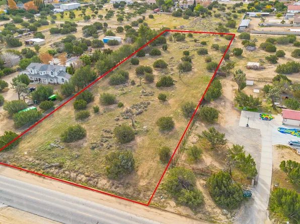 2330 W Avenue O, Palmdale, CA 93551