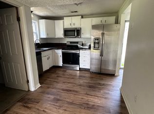 7959 Elvaton Rd, Glen Burnie, MD 21061