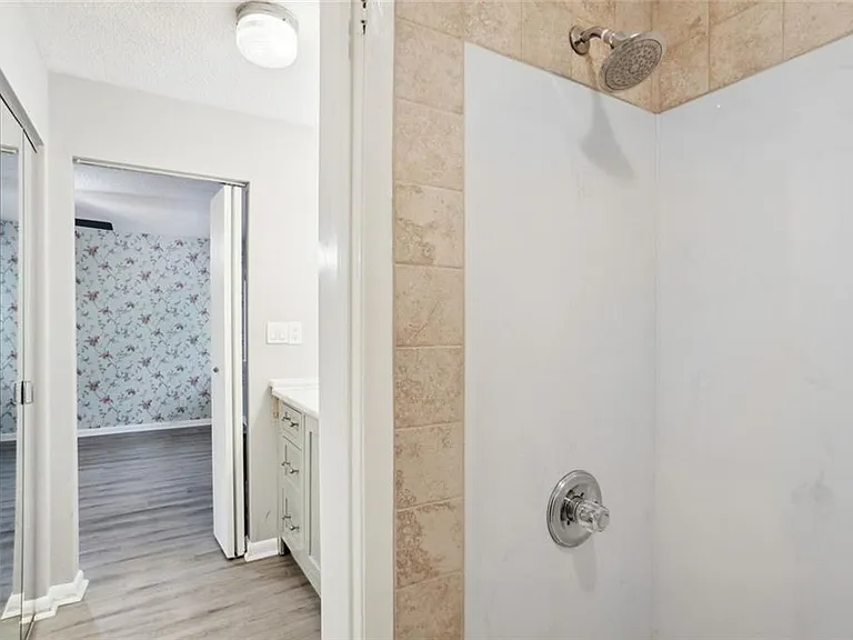 4266 Roswell Rd NE #G4 — Photo 15