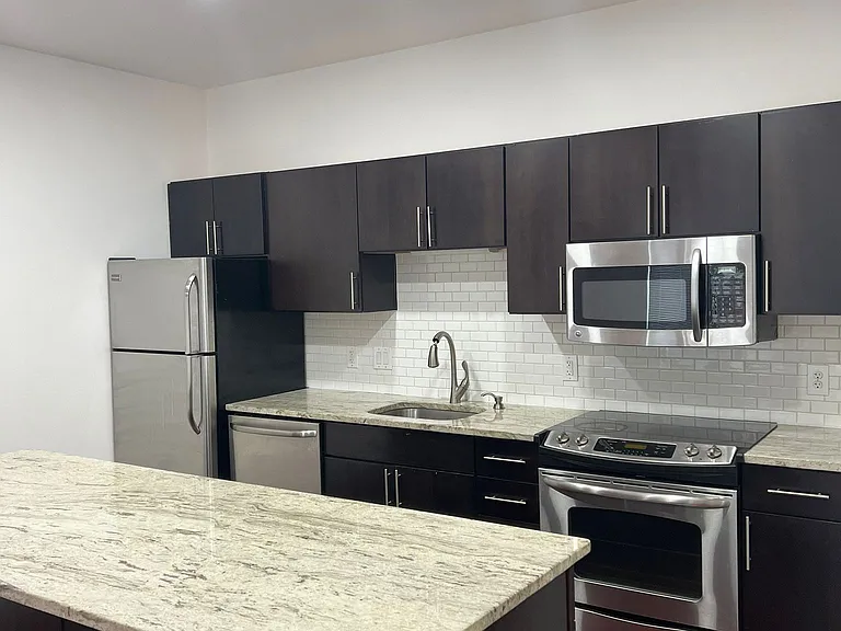 1238 N 28th St #1B — Photo 30
