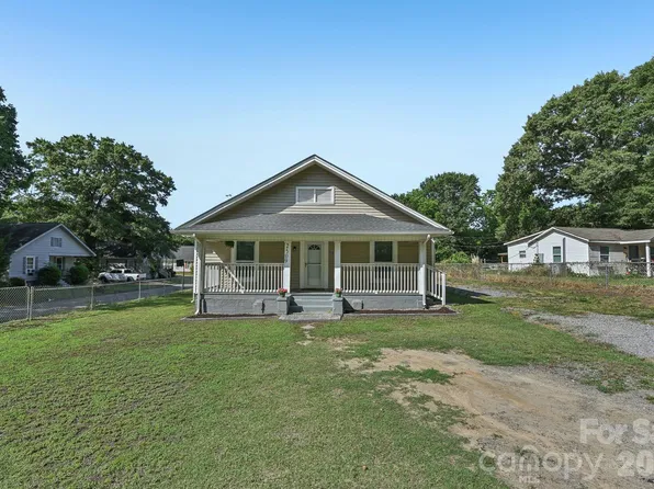 2509 Gardner St, Gastonia, NC 28056