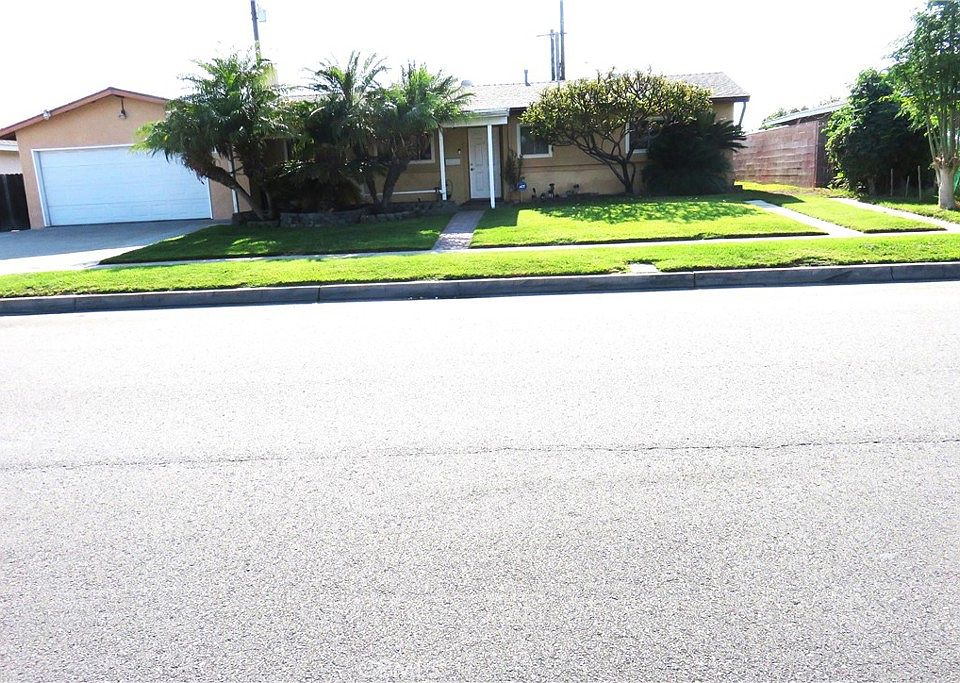 1st image of 433 S Danbrook Dr
