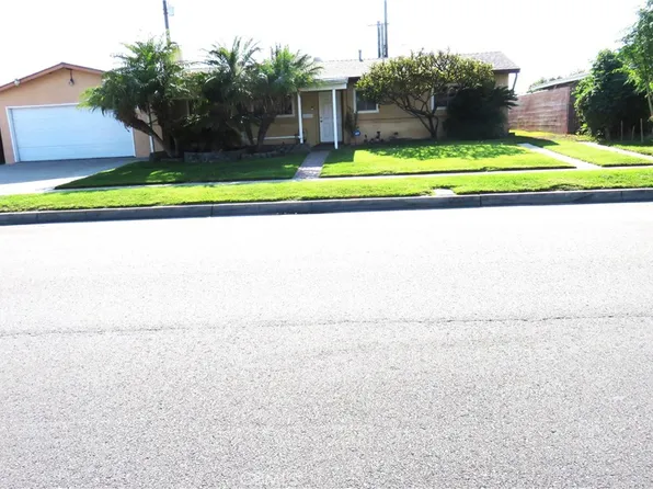 433 S Danbrook Dr, Anaheim, CA 92804