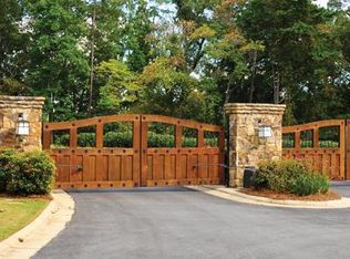 438 Mountainwoods Dr, Lake Harmony, PA 18624