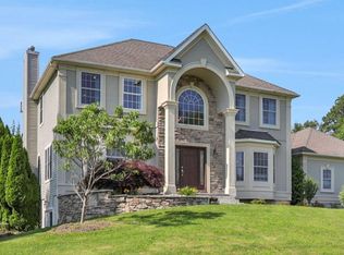 16 Winston Pl, Marlboro, NY 12542