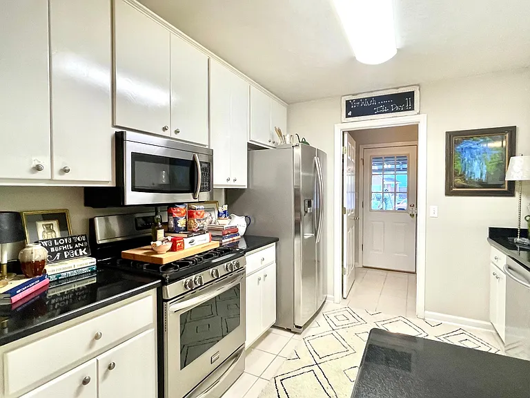 2998 Nutmeg Ct — Photo 7