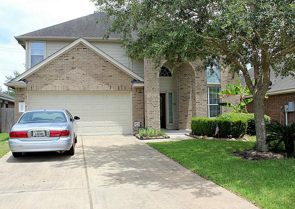 1st image of 6825 Arbor Hollow Ln