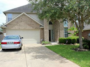 6825 Arbor Hollow Ln, Dickinson, TX 77539