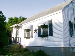 163 Fanning St, Waterbury, CT 06704