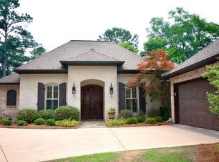 122 Lake Forest Dr, Brandon, MS 39047