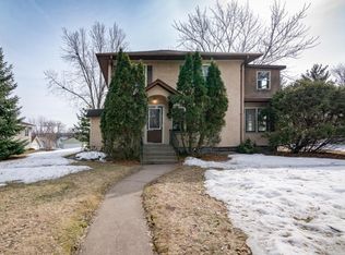 371 4th St S, Bayport, MN 55003