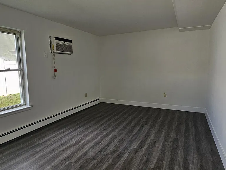 289 Main St #9Q — Photo 2