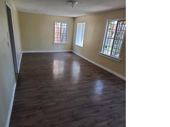 5th image of 539 W 92nd St