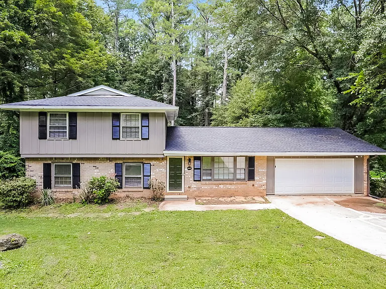 4447 Casco Way — Photo 1